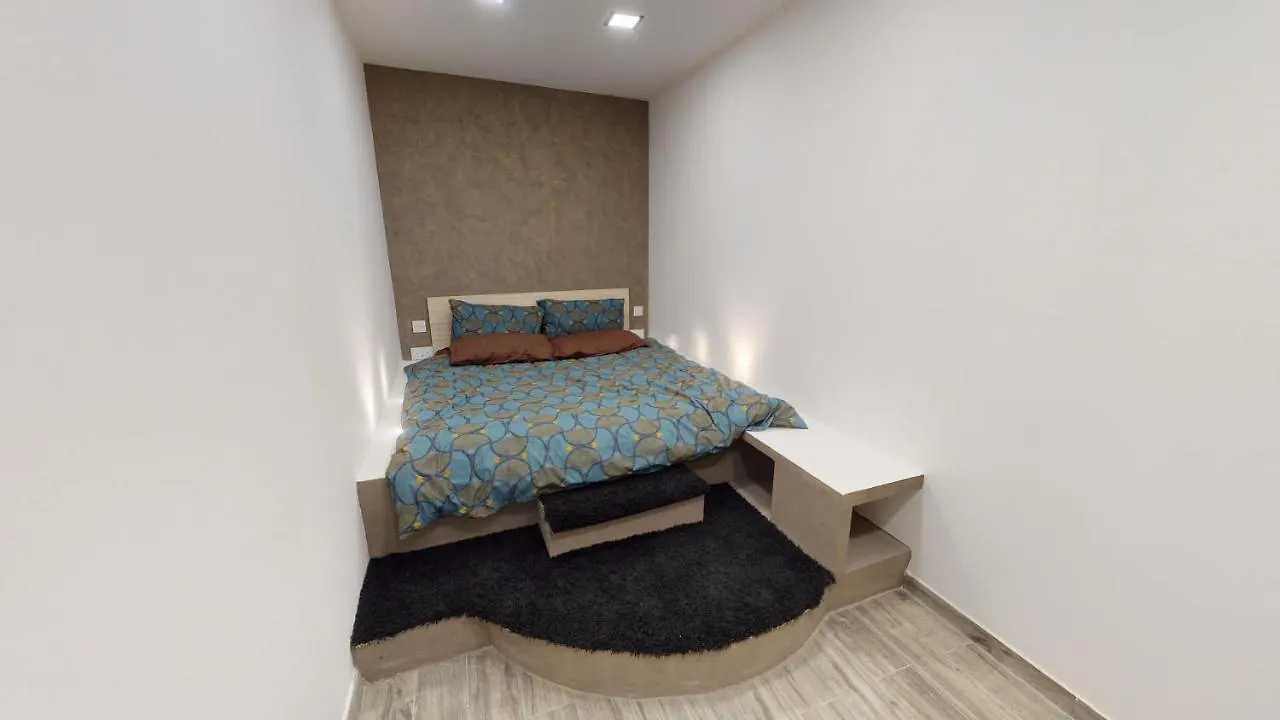 Central Valletta - 1 Bedroom Maisonnette 0*,  Malta